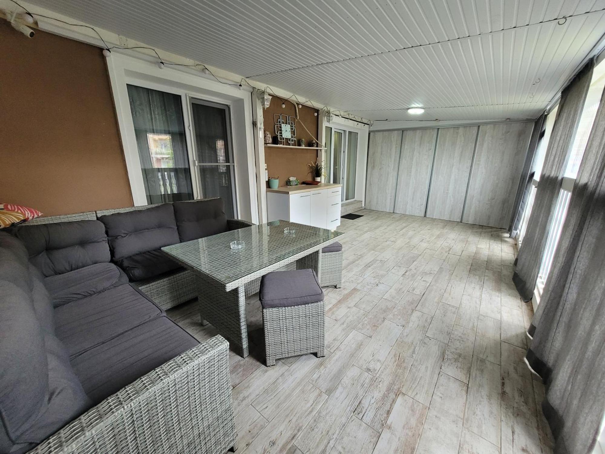 La Dolce Vita Apartment Stefanestii de Jos Bagian luar foto