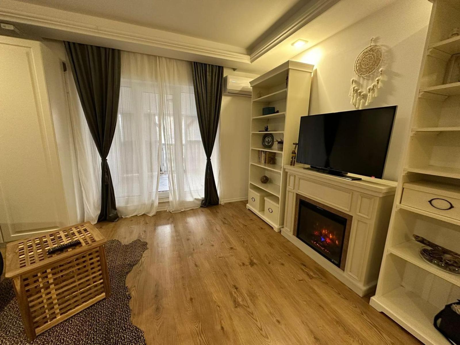 La Dolce Vita Apartment Stefanestii de Jos Bagian luar foto